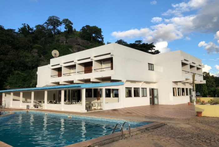 Hôtel les cascasdes Man