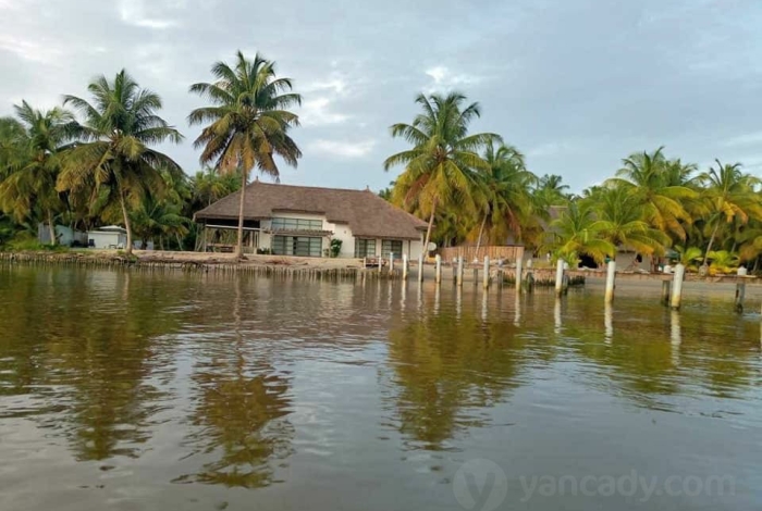 Assinie Chalet à la passe