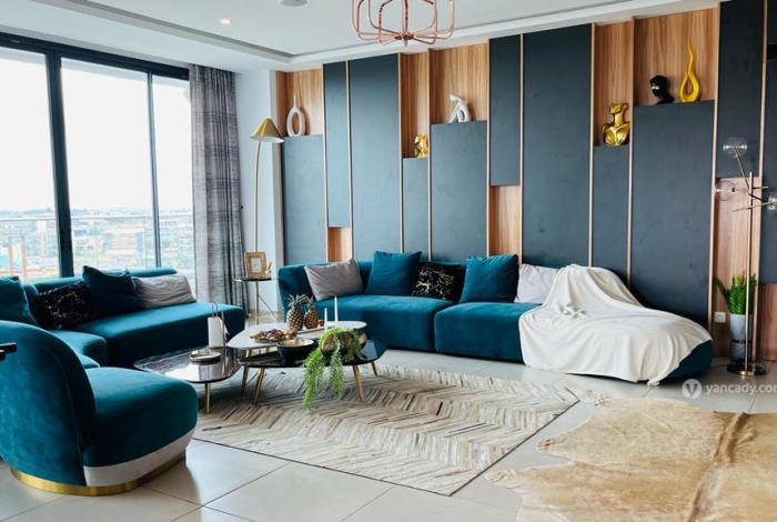 Penthouse Loyal blue